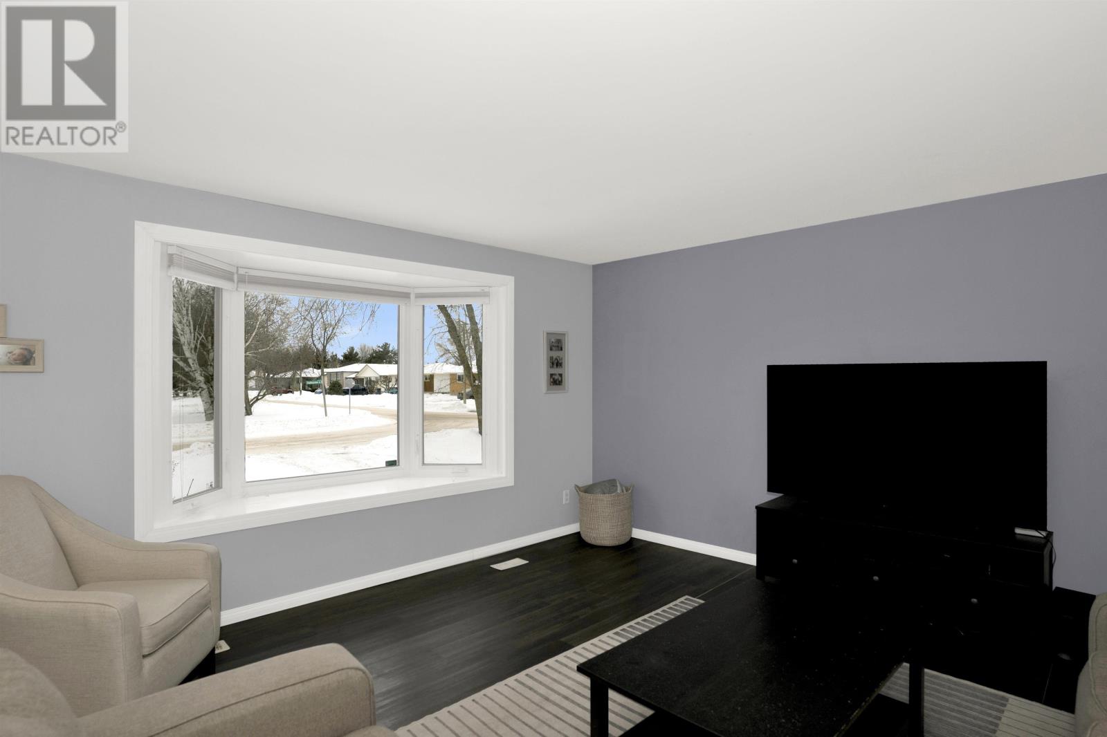 582 Dalhousie Dr, Thunder Bay, Ontario  P7C 5P8 - Photo 4 - TB2600026