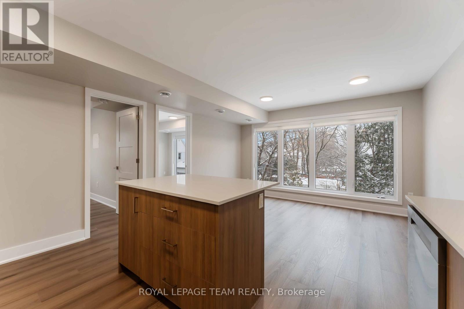 6 - 342 Fifth Avenue, Ottawa, Ontario  K1S 2N7 - Photo 13 - X12677606