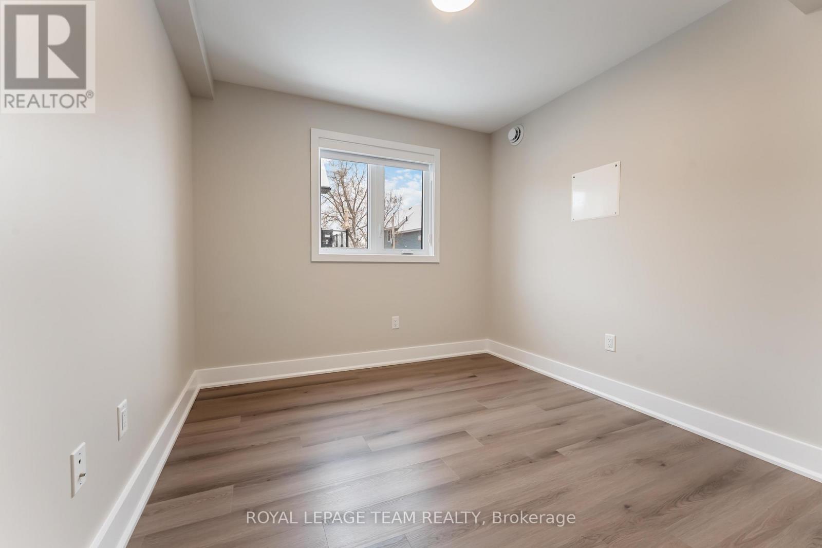 6 - 342 Fifth Avenue, Ottawa, Ontario  K1S 2N7 - Photo 17 - X12677606