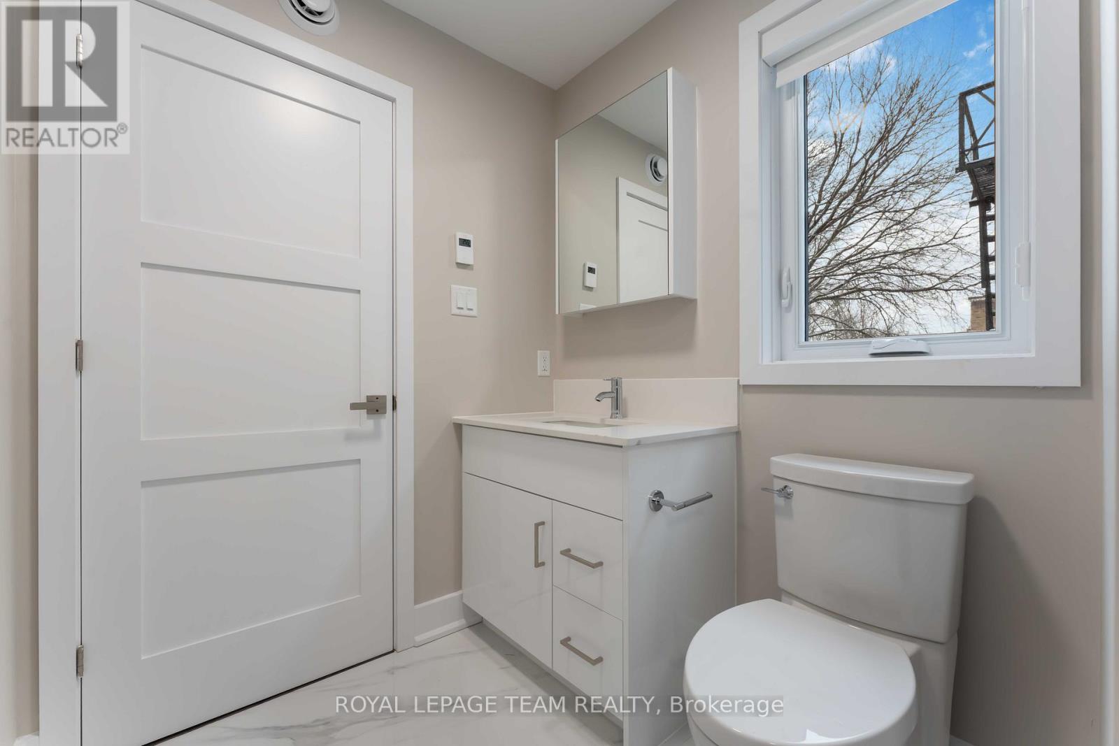 6 - 342 Fifth Avenue, Ottawa, Ontario  K1S 2N7 - Photo 21 - X12677606