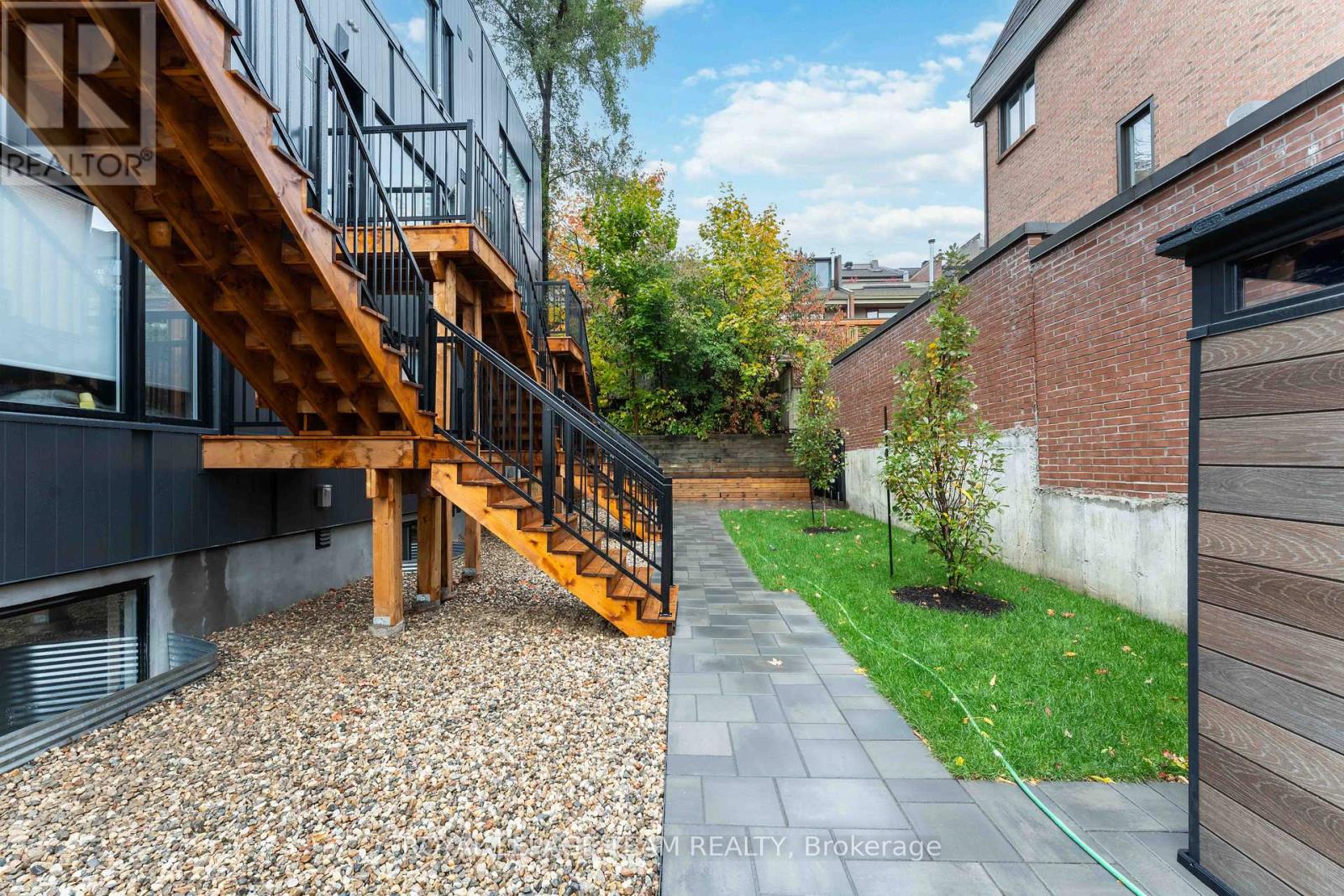 1 - 119 Springfield Road, Ottawa, Ontario  K1M 1C5 - Photo 25 - X12677712