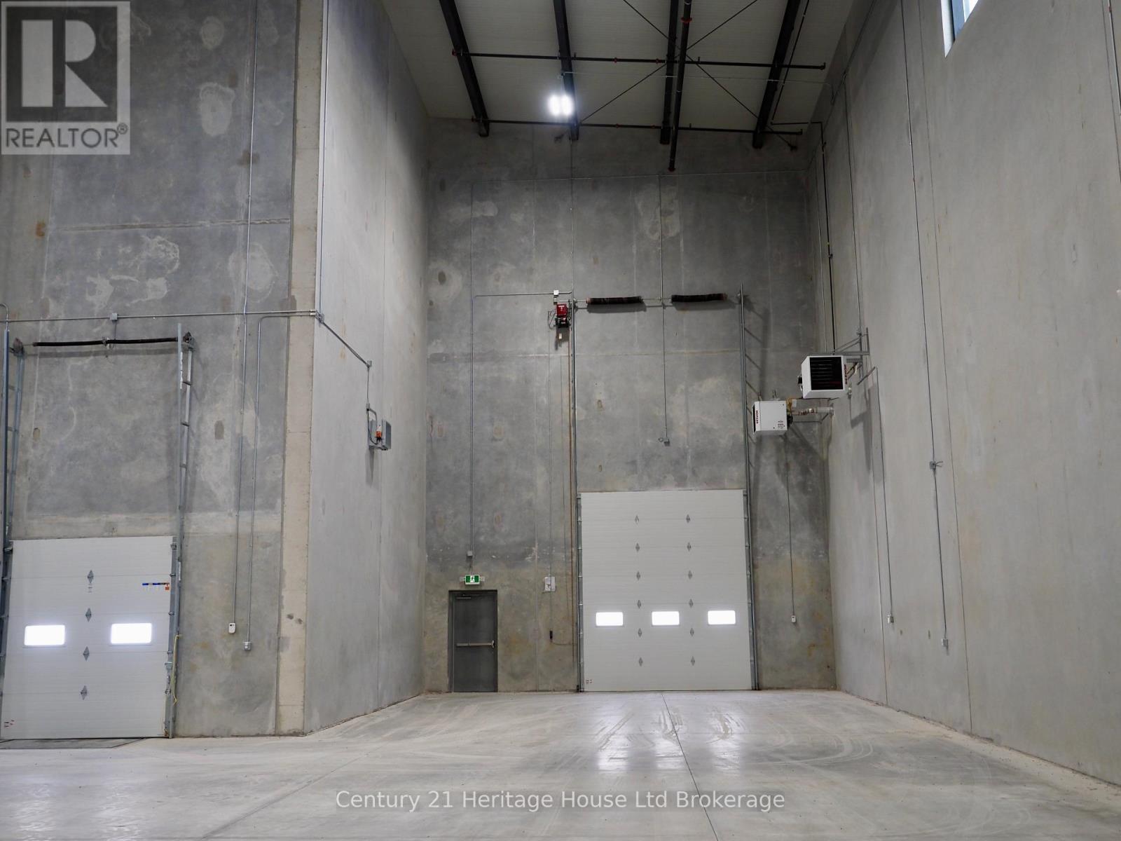 B 3-4 - 417 Griffin Way, Woodstock, Ontario  N4T 0N2 - Photo 8 - X12677704