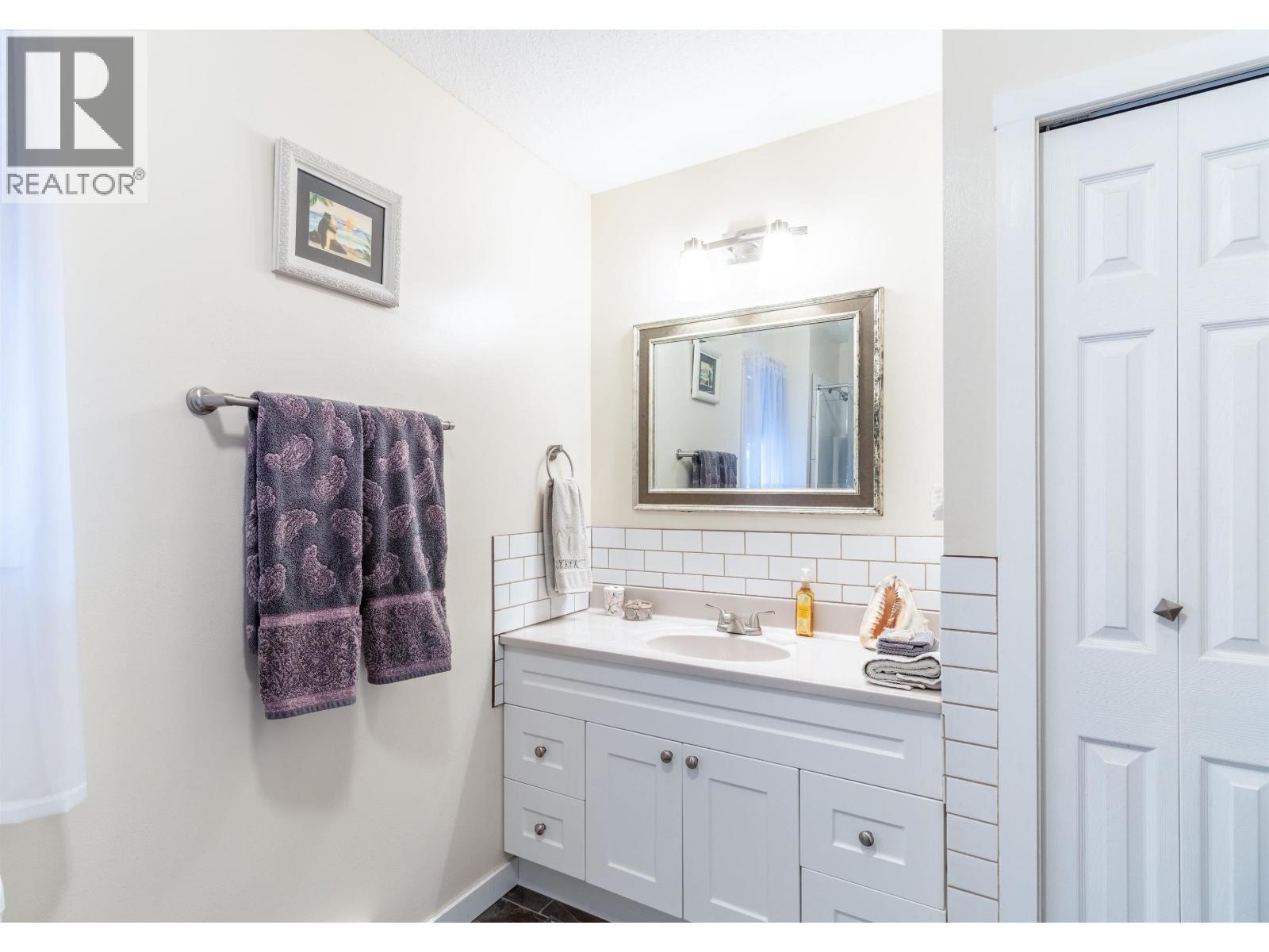 4315 Rainbow Drive, Canim Lake, British Columbia  V0K 1J0 - Photo 30 - R3077528