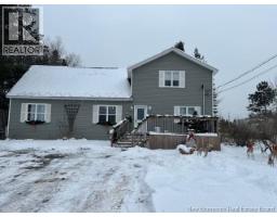 66 Renfrew Street, petitcodiac, New Brunswick