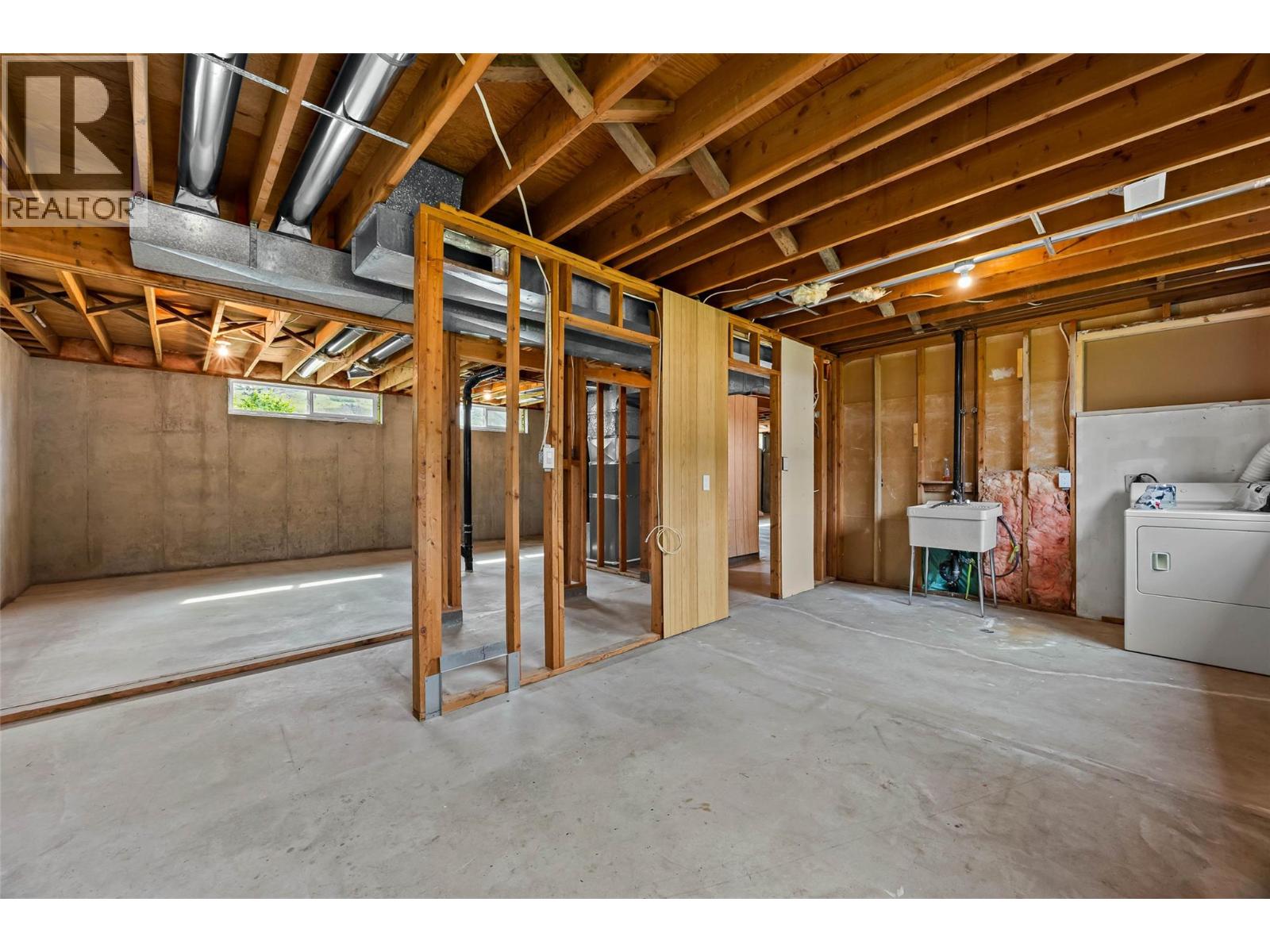 3275 Schubert Road, Kamloops, British Columbia V2B 6Y4 - Photo 32 - 10372051