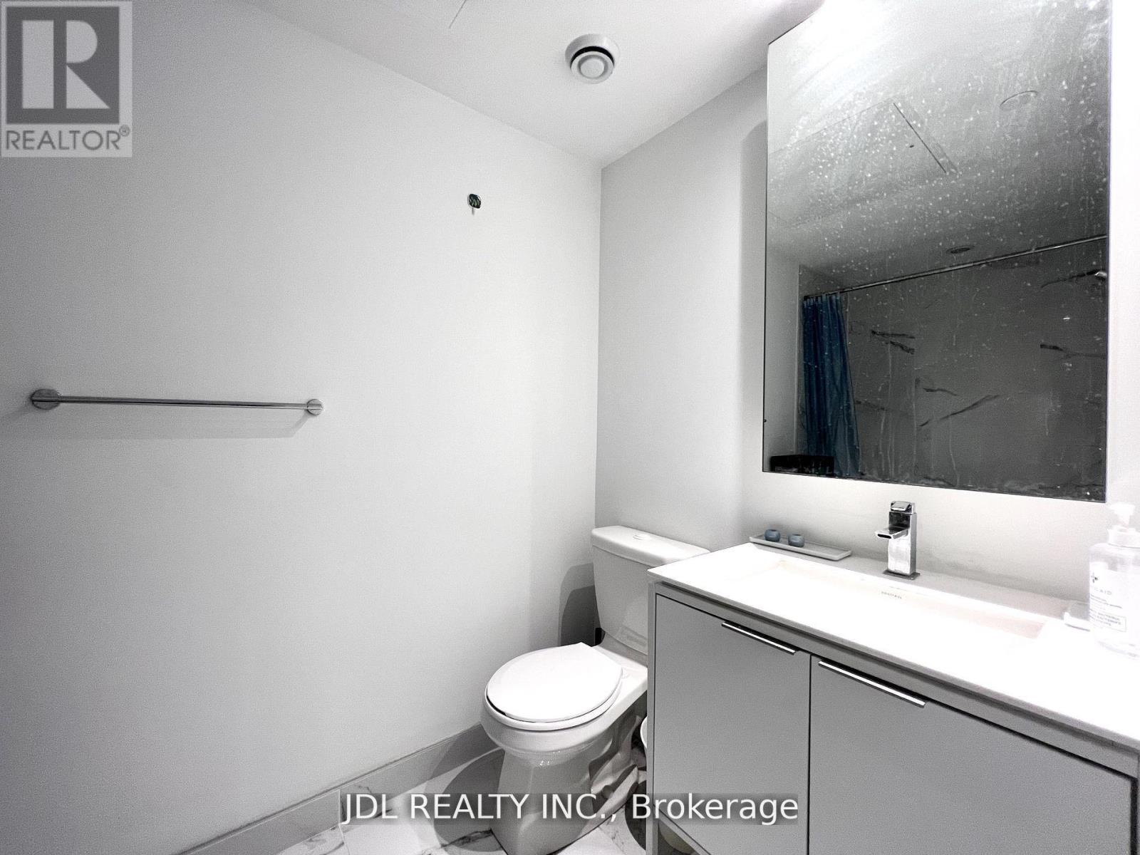 1715 - 77 Shuter Street, Toronto, Ontario  M5B 0B8 - Photo 9 - C12677622