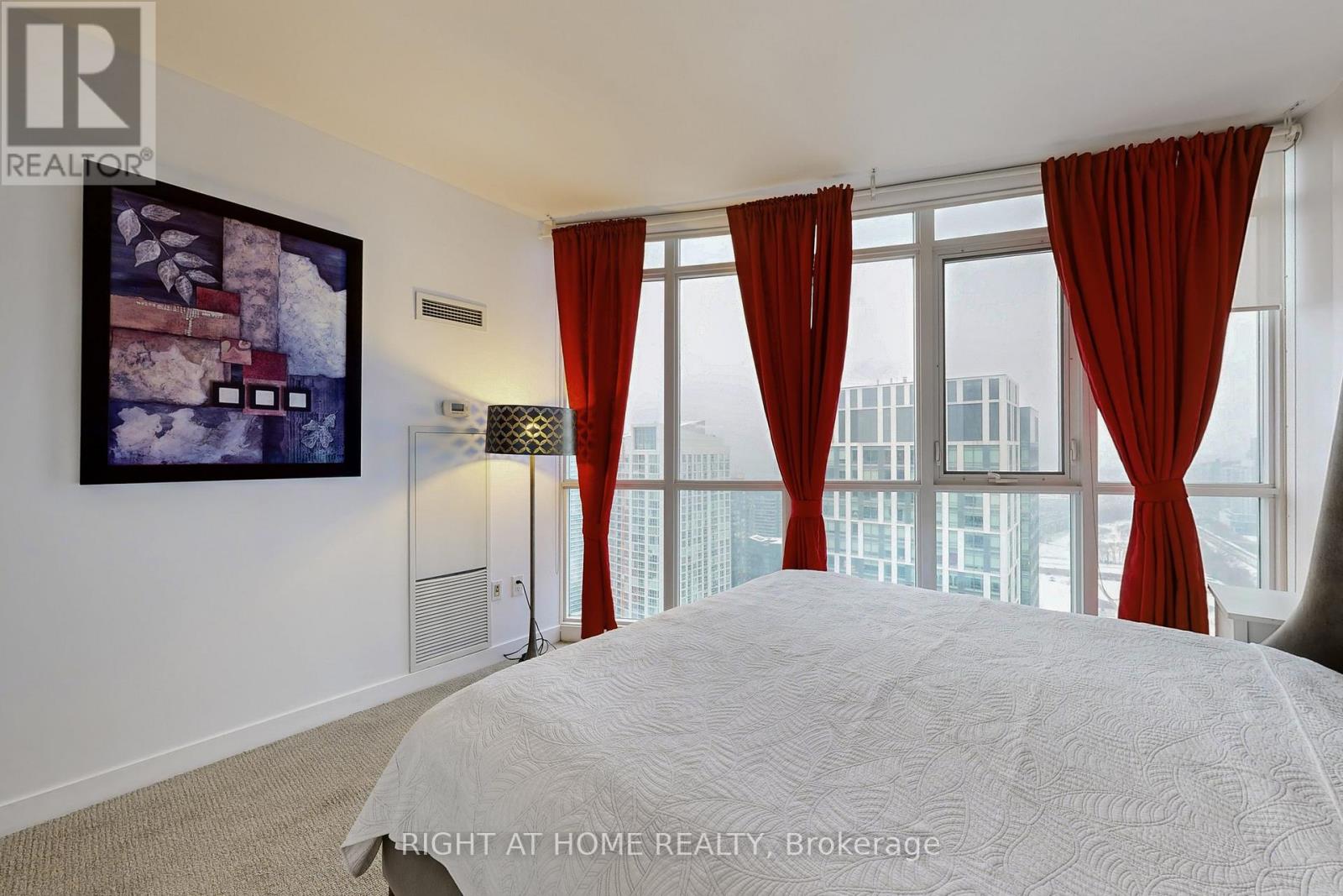 4309 - 21 Iceboat Terrace, Toronto, Ontario  M5V 4A9 - Photo 20 - C12677636