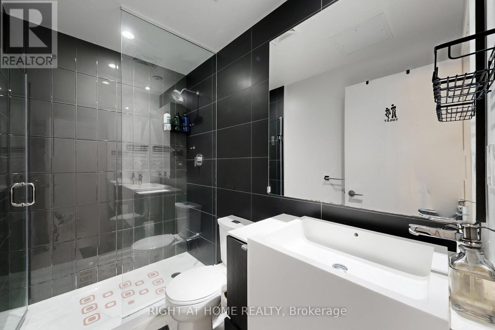 4309 - 21 Iceboat Terrace, Toronto, Ontario  M5V 4A9 - Photo 21 - C12677636