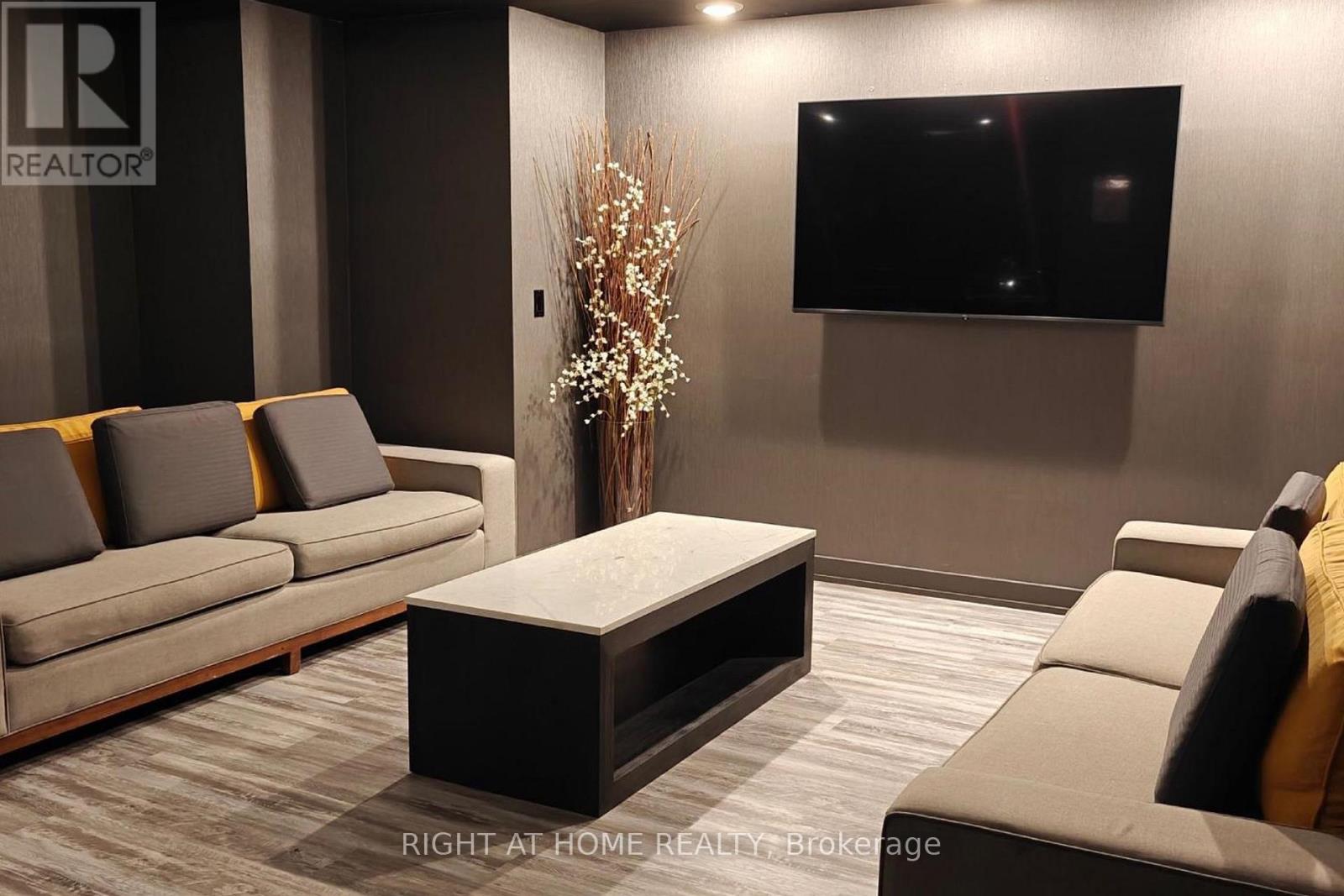 4309 - 21 Iceboat Terrace, Toronto, Ontario  M5V 4A9 - Photo 32 - C12677636