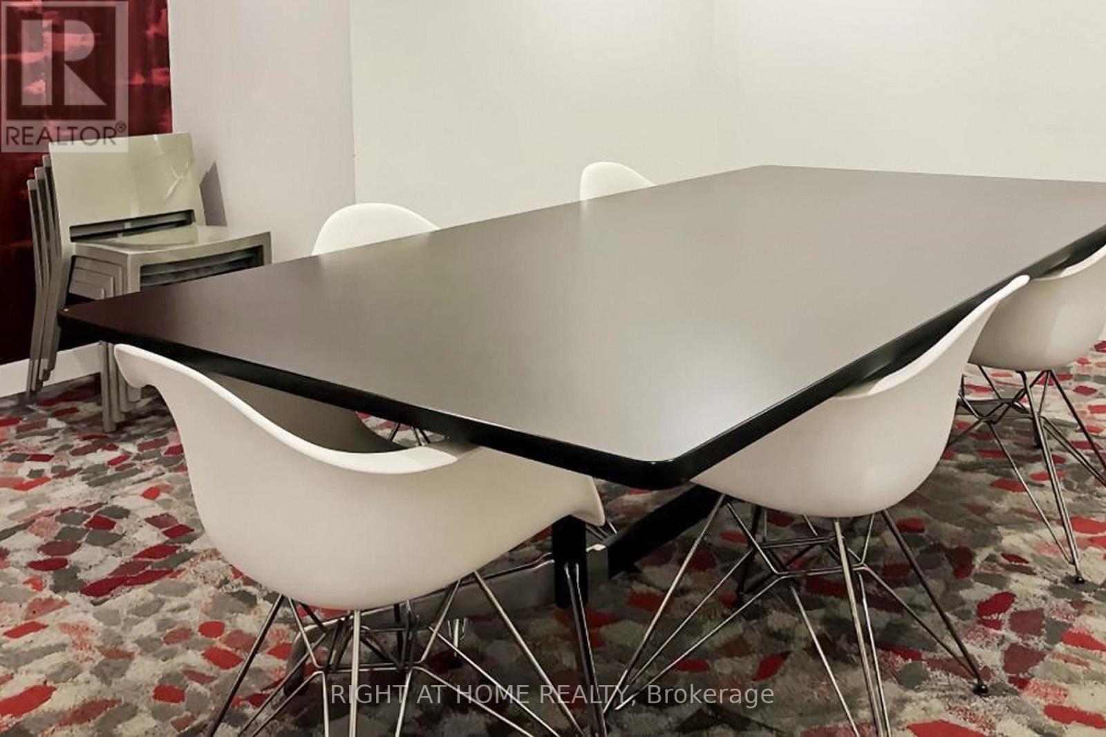 4309 - 21 Iceboat Terrace, Toronto, Ontario  M5V 4A9 - Photo 35 - C12677636