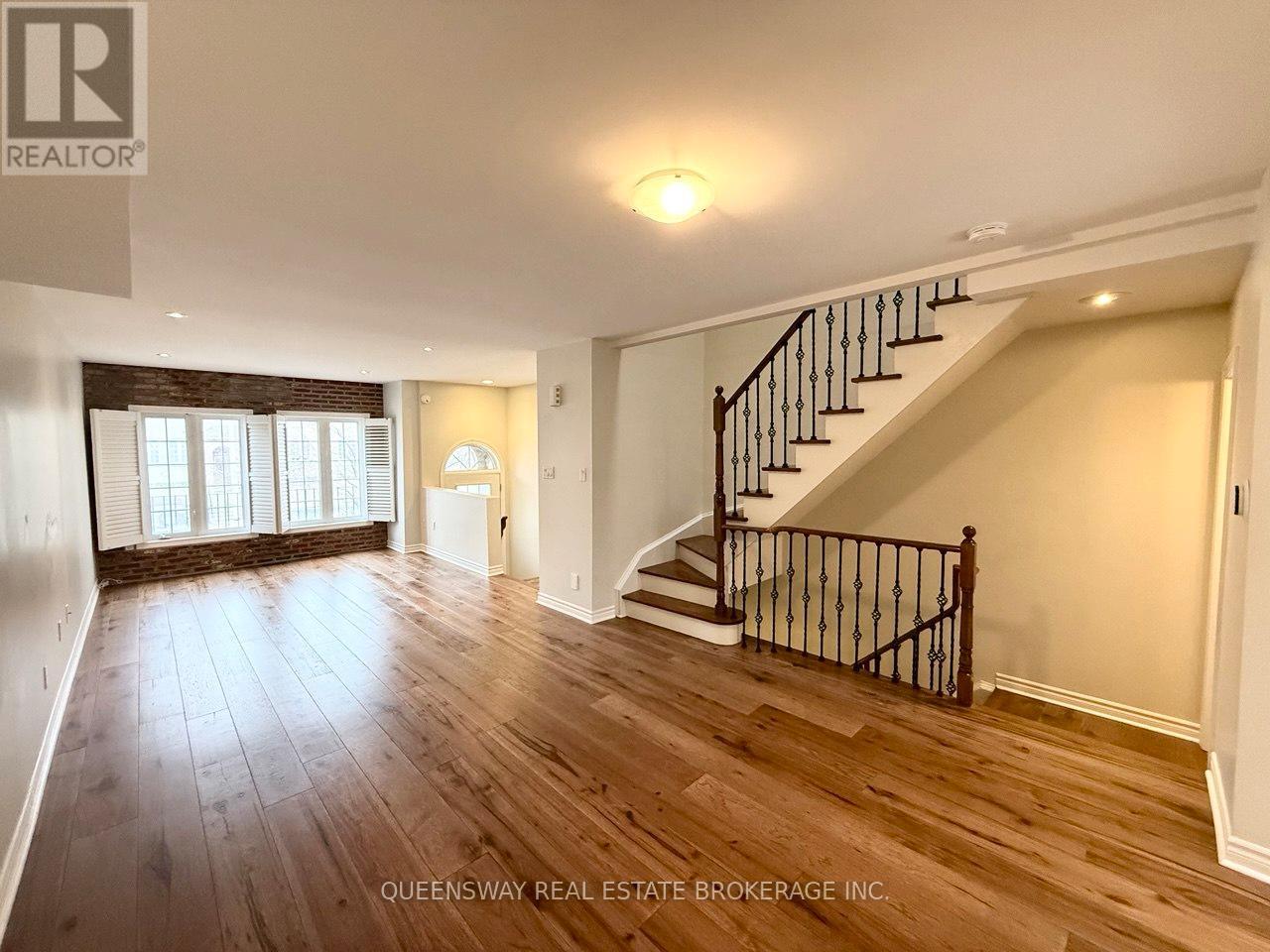 20 Rodeo Court, Toronto, Ontario  M2M 4M3 - Photo 4 - C12677662