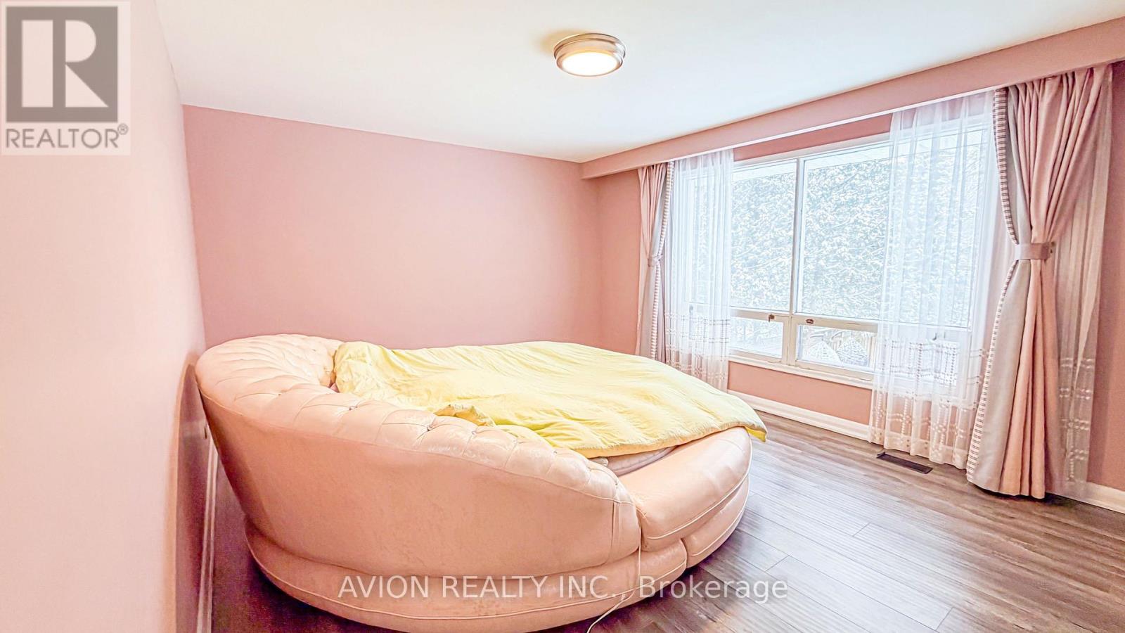 61 Alamosa Drive, Toronto, Ontario  M2J 2N8 - Photo 16 - C12677724