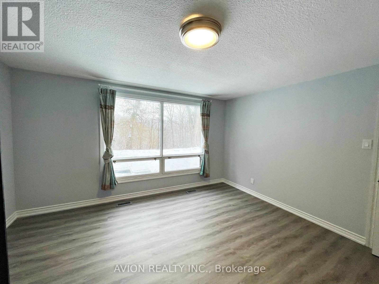 61 Alamosa Drive, Toronto, Ontario  M2J 2N8 - Photo 38 - C12677724