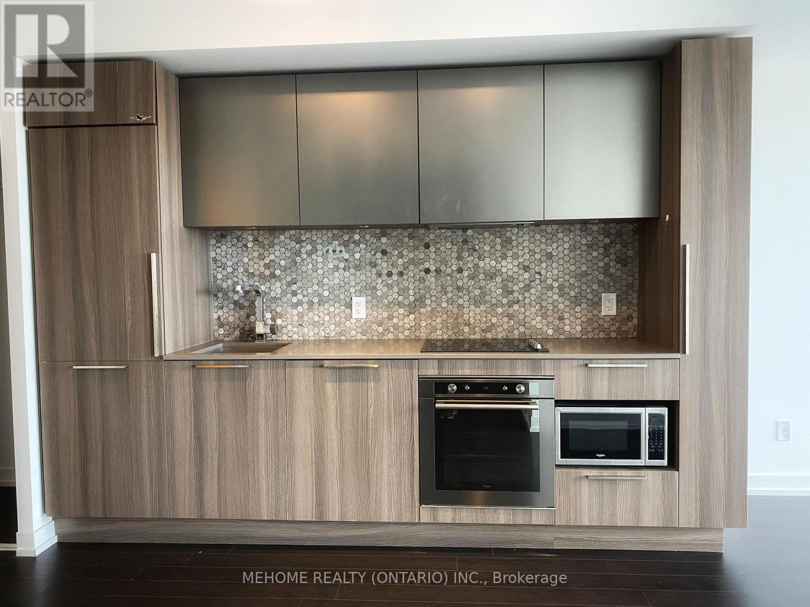 2807 - 85 WOOD STREET, Toronto, Ontario