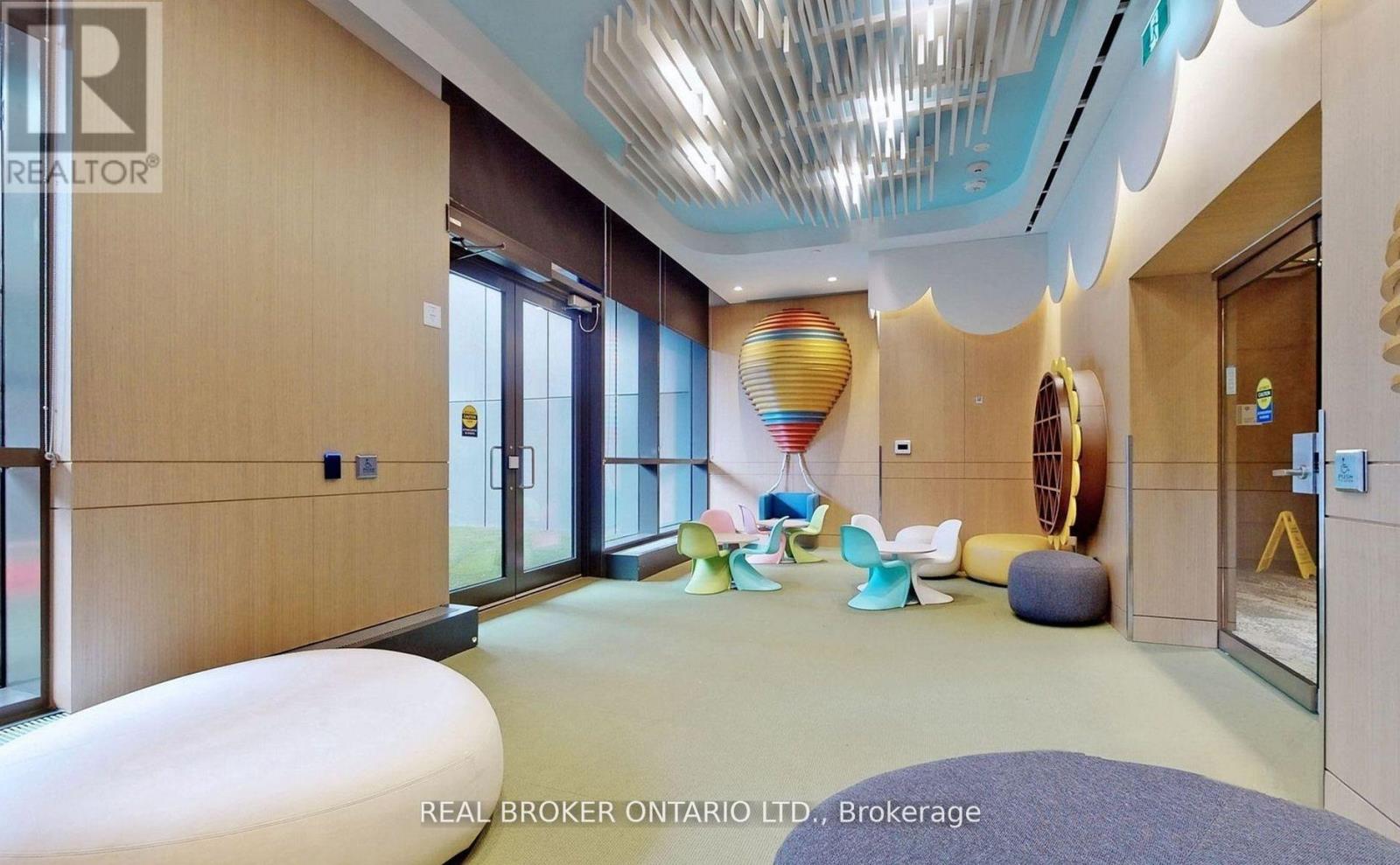 1507 - 17 Bathurst Street, Toronto, Ontario  M5V 0N1 - Photo 12 - C12677812