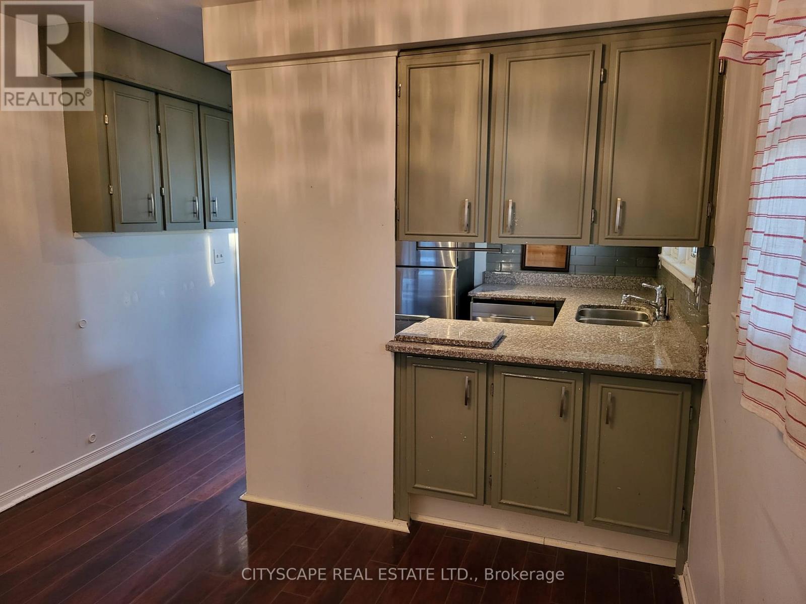 1645 Bowmanville Avenue, Clarington, Ontario  L1C 0G1 - Photo 5 - E12677608