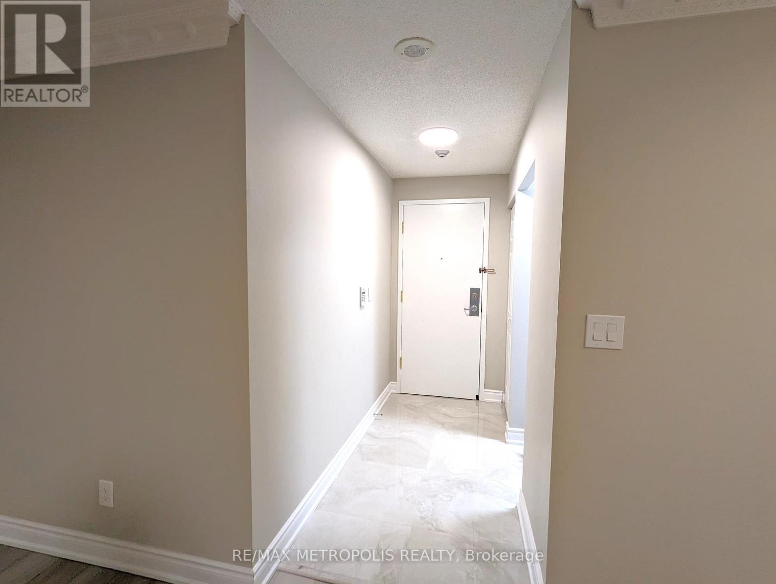 832 - 68 Corporate Drive, Toronto, Ontario  M1H 3H3 - Photo 3 - E12677616