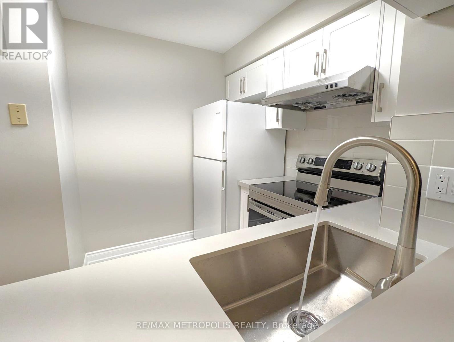 832 - 68 Corporate Drive, Toronto, Ontario  M1H 3H3 - Photo 9 - E12677616