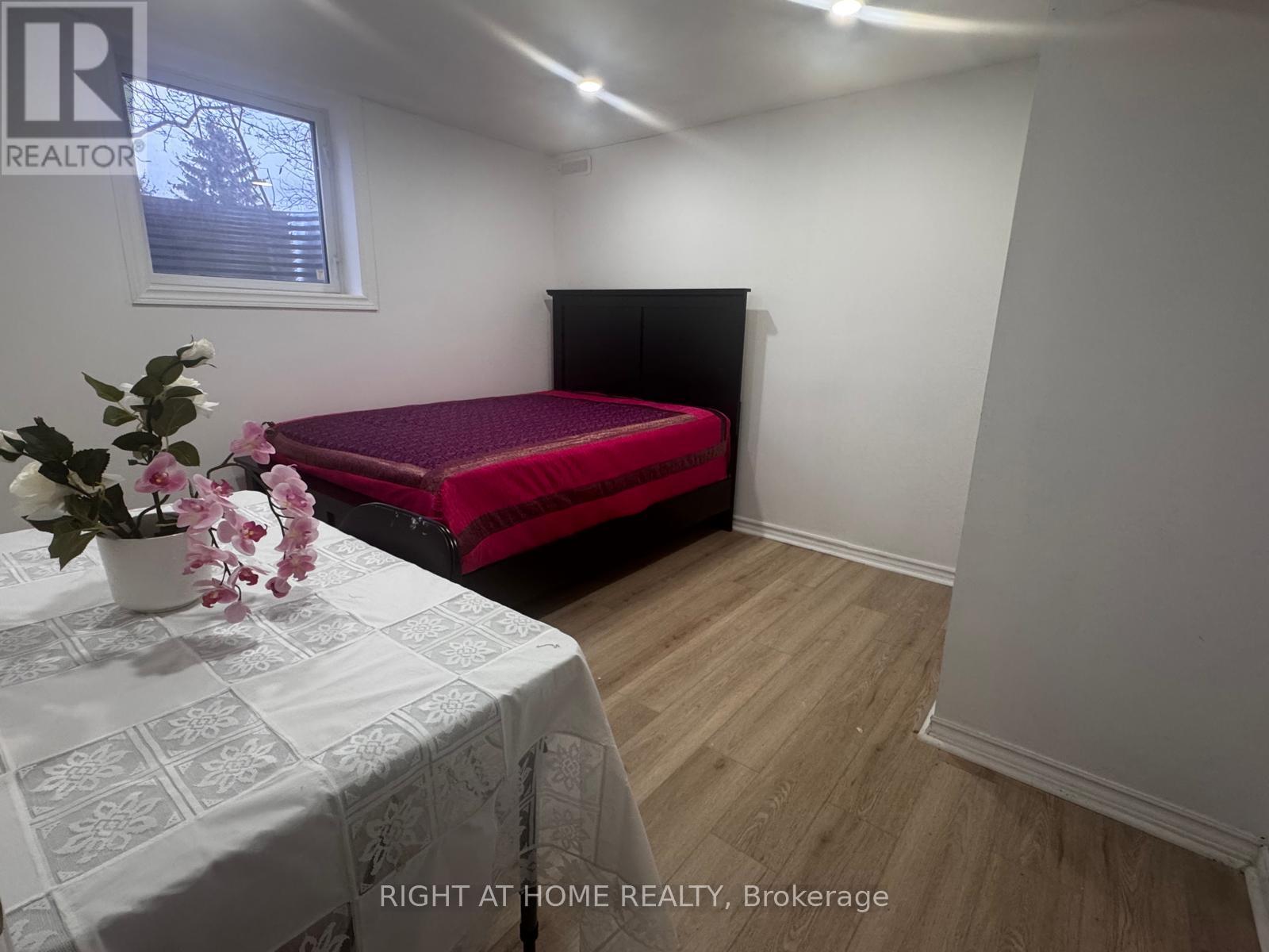 Lower - 2 Glenheather Terrace, Toronto, Ontario  M1B 5H3 - Photo 2 - E12677748