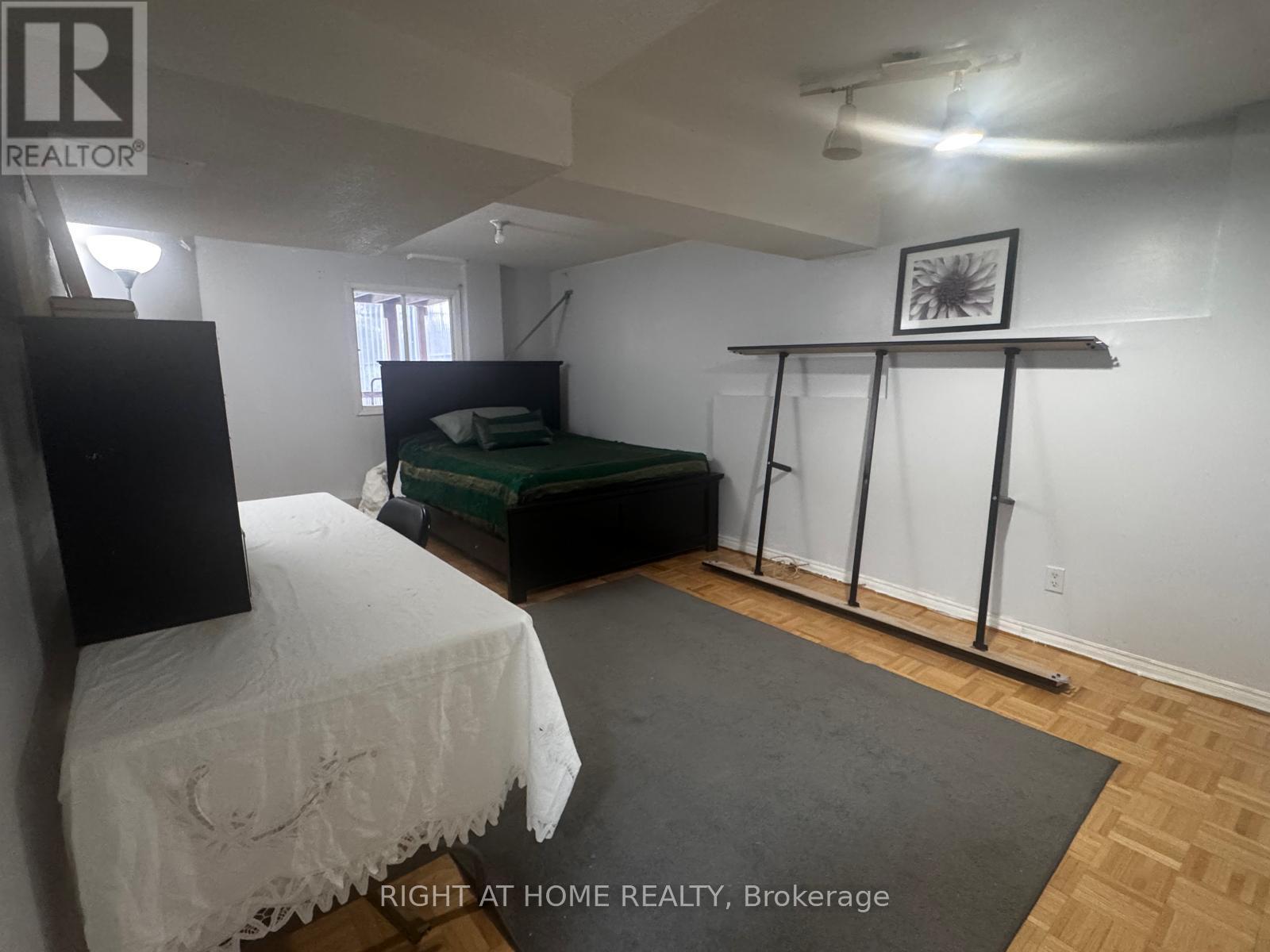 Lower - 2 Glenheather Terrace, Toronto, Ontario  M1B 5H3 - Photo 3 - E12677748