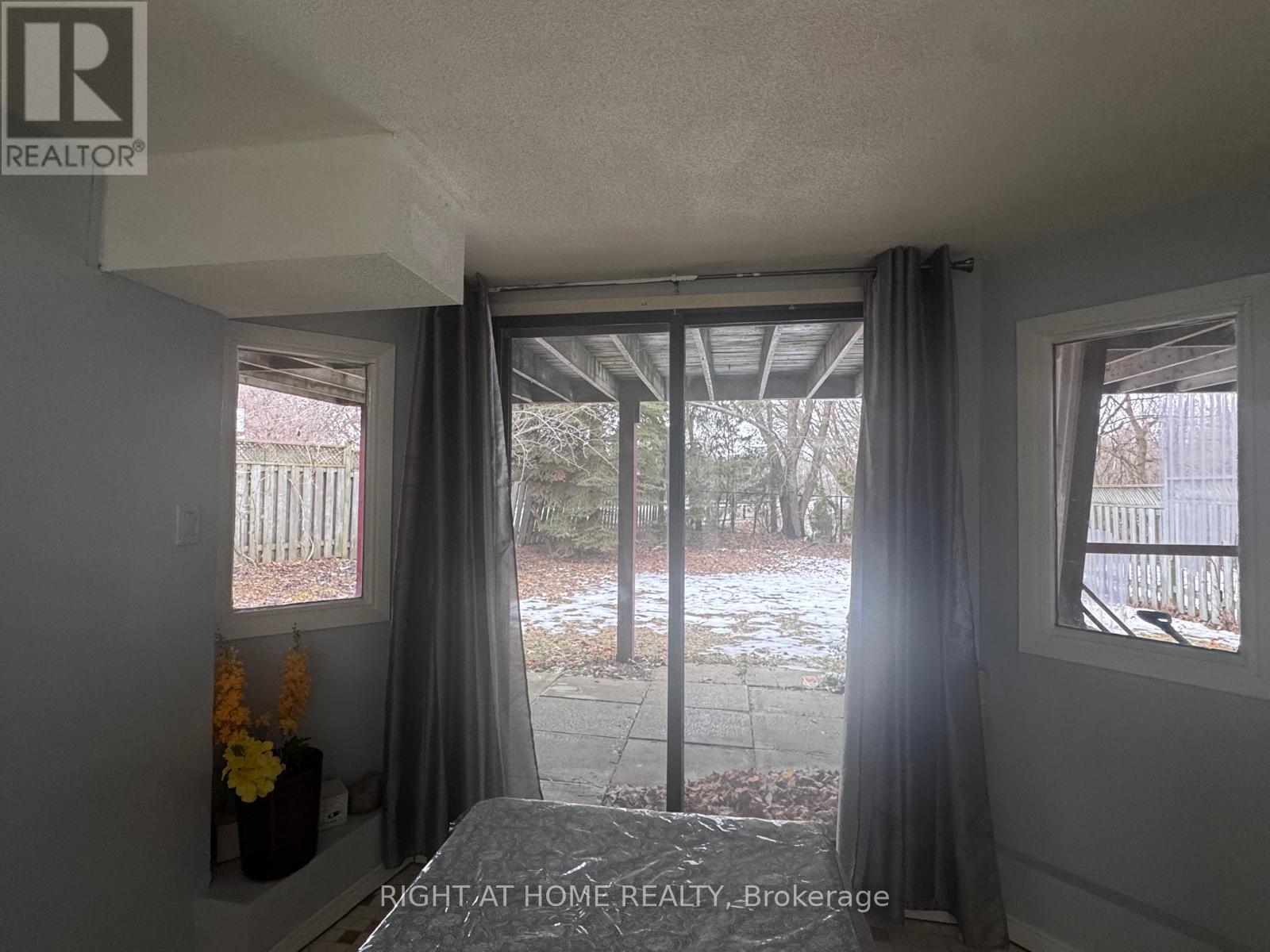 Lower - 2 Glenheather Terrace, Toronto, Ontario  M1B 5H3 - Photo 6 - E12677748