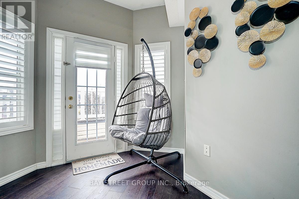 52 Whitewater Street, Whitby, Ontario  L1R 2S8 - Photo 11 - E12677772