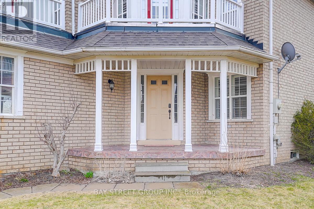 52 Whitewater Street, Whitby, Ontario  L1R 2S8 - Photo 3 - E12677772