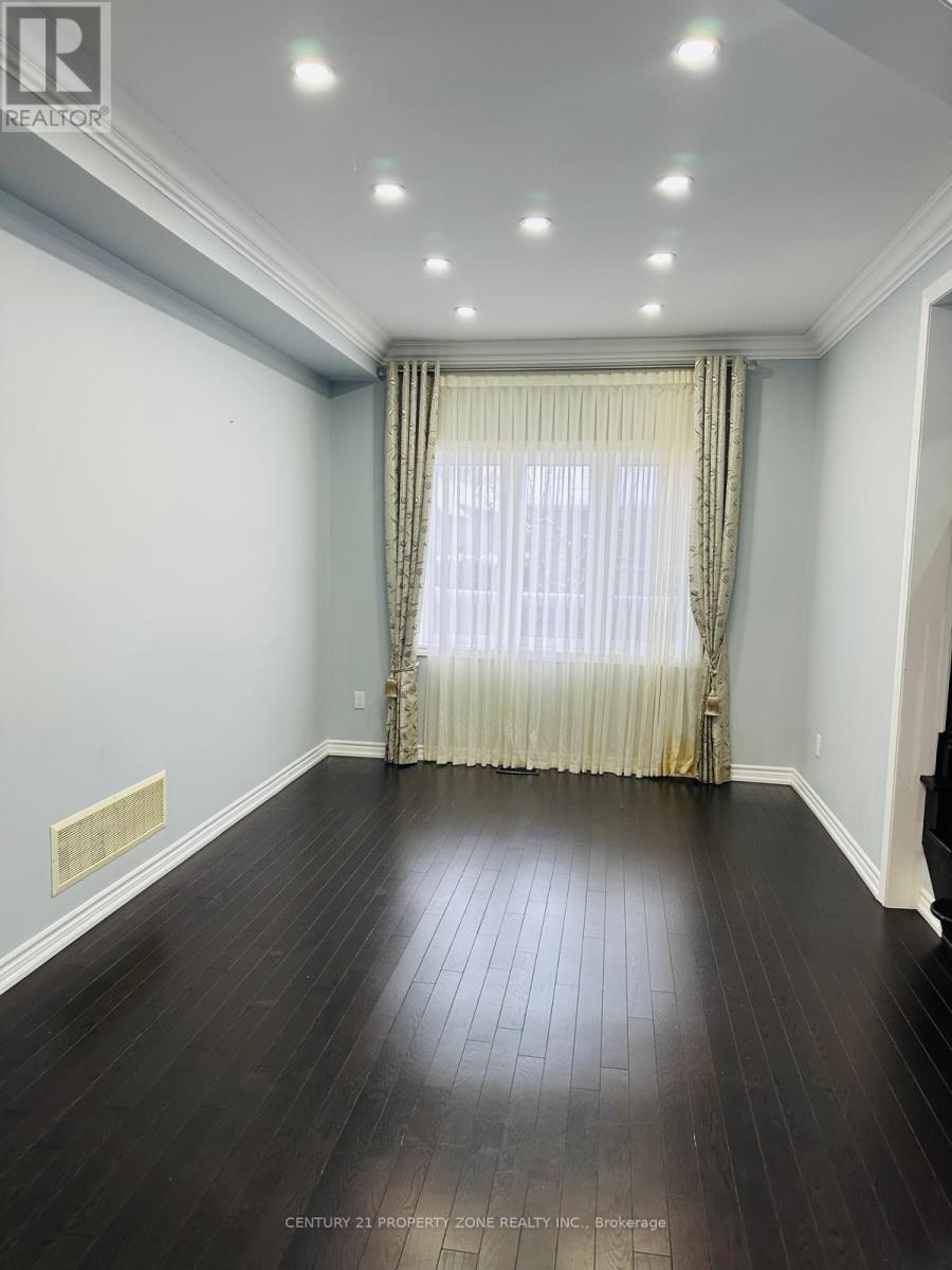 4 Hackett Street, New Tecumseth, Ontario  L9R 0G9 - Photo 8 - N12677672