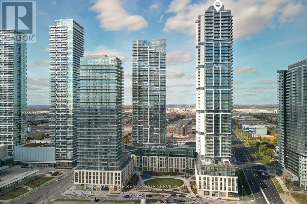 1110 - 7890 Jane Street, Vaughan, Ontario  L4K 0K9 - Photo 2 - N12677708