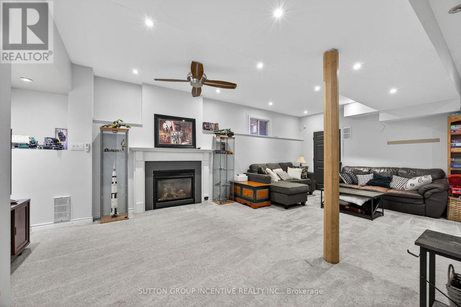 4 Dunnett Drive, Barrie (Ardagh), Ontario  L4N 0H8 - Photo 23 - S12677784