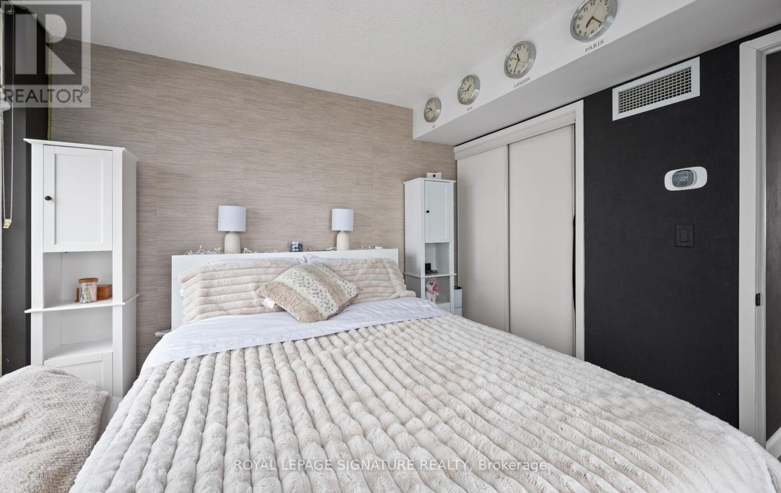 2906 - 11 Brunel Court, Toronto, Ontario  M5V 3Y3 - Photo 13 - C12676154