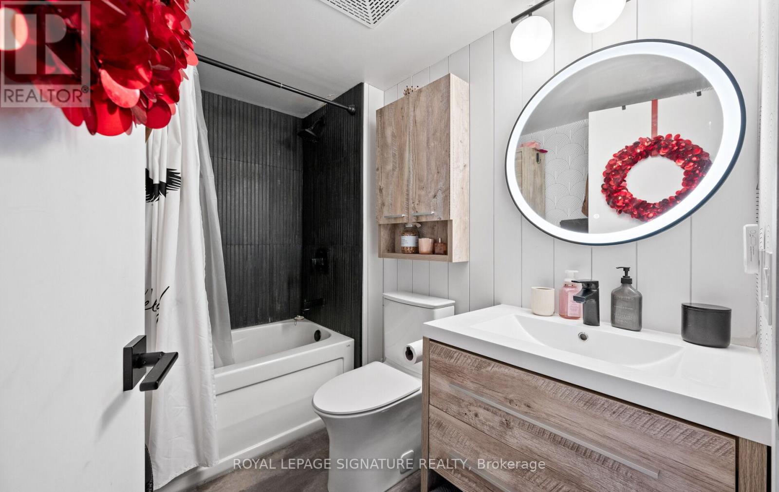 2906 - 11 Brunel Court, Toronto, Ontario  M5V 3Y3 - Photo 14 - C12676154