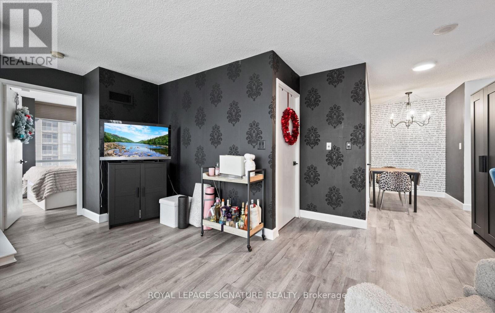 2906 - 11 Brunel Court, Toronto, Ontario  M5V 3Y3 - Photo 5 - C12676154