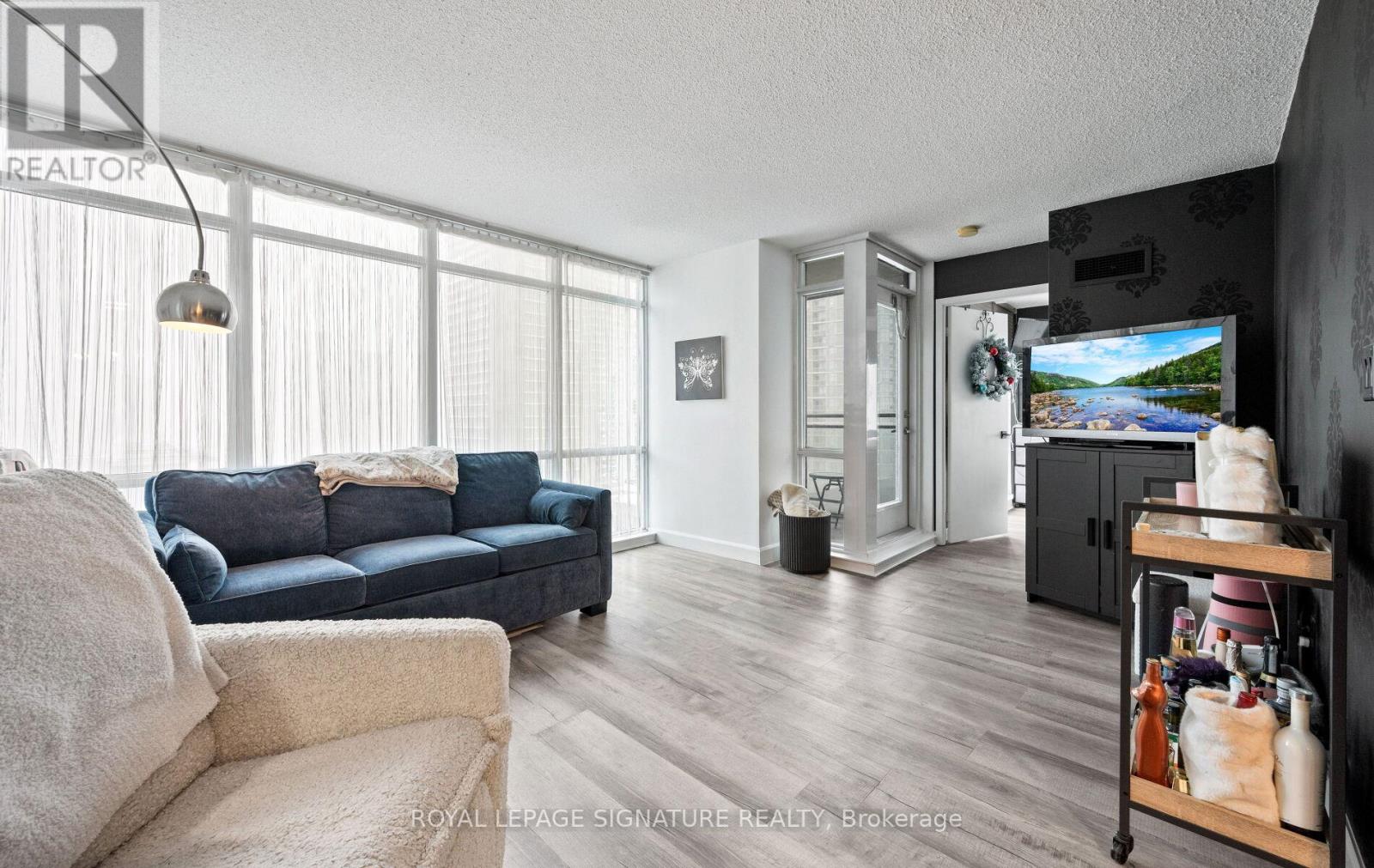 2906 - 11 Brunel Court, Toronto, Ontario  M5V 3Y3 - Photo 6 - C12676154