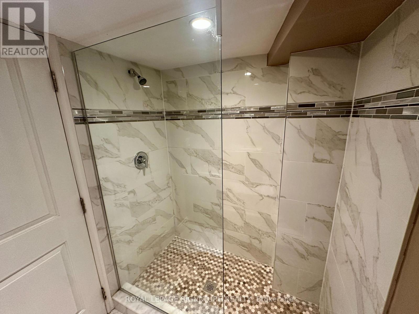 Bsmt - 66 Condor Avenue, Toronto, Ontario  M4J 3M9 - Photo 4 - E12664232