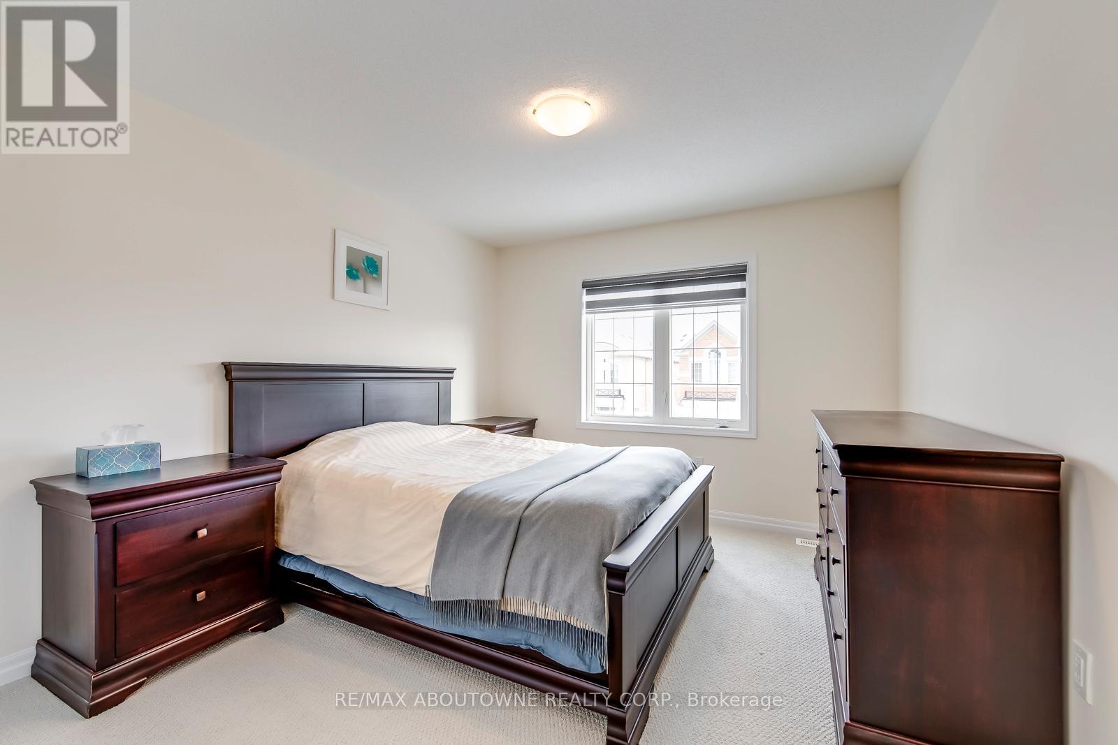 3302 Jacob Way, Oakville, Ontario  L6M 5J9 - Photo 31 - W12677638