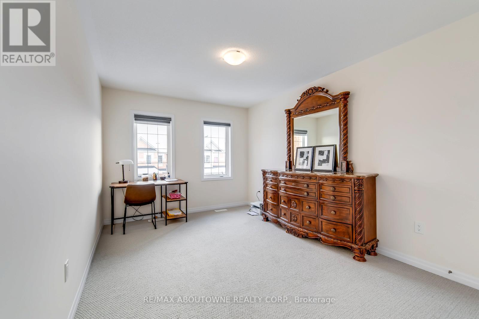 3302 Jacob Way, Oakville, Ontario  L6M 5J9 - Photo 33 - W12677638