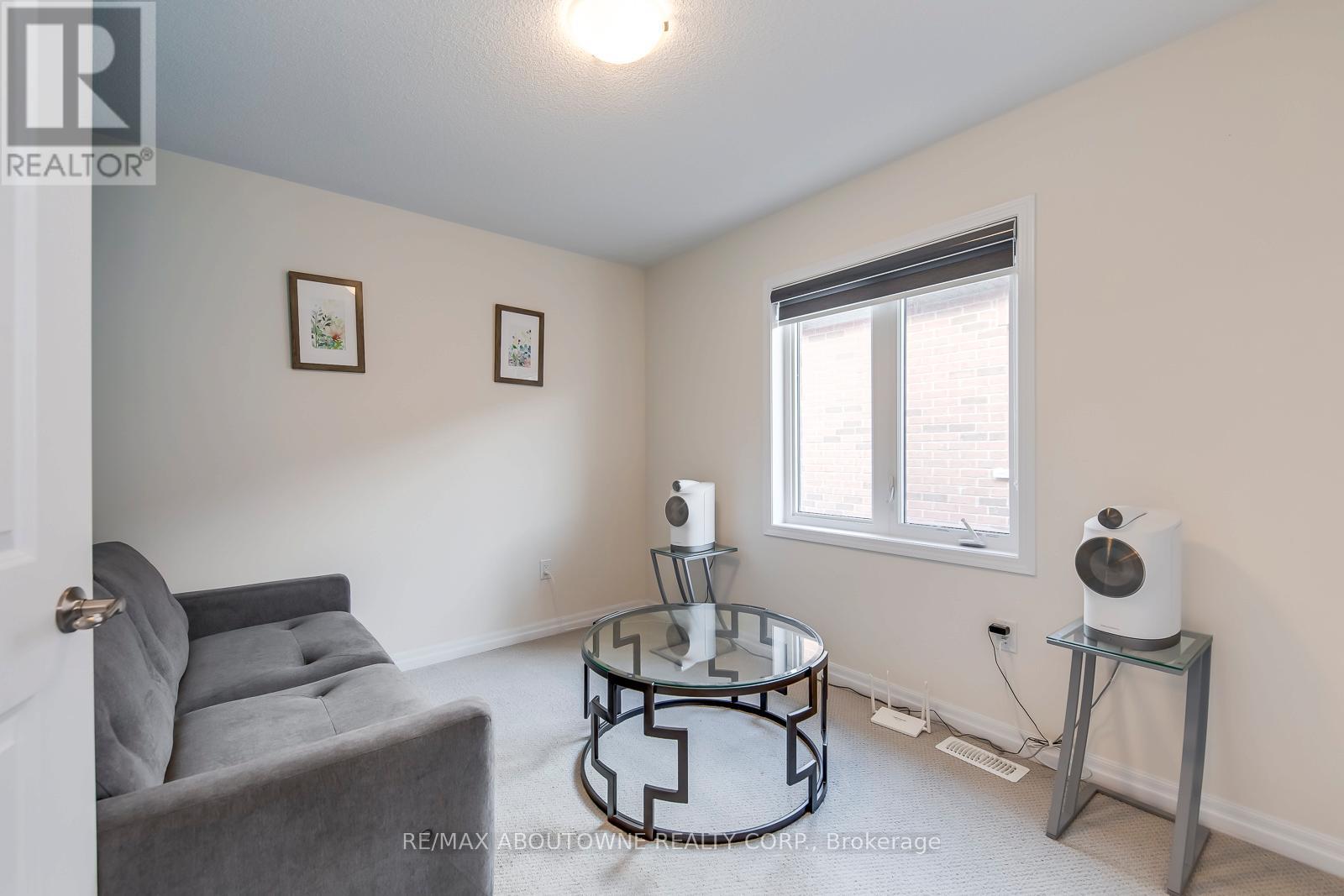 3302 Jacob Way, Oakville, Ontario  L6M 5J9 - Photo 35 - W12677638