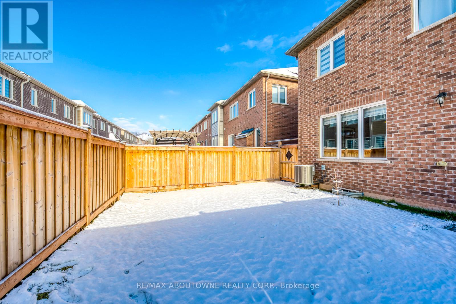 3302 Jacob Way, Oakville, Ontario  L6M 5J9 - Photo 40 - W12677638