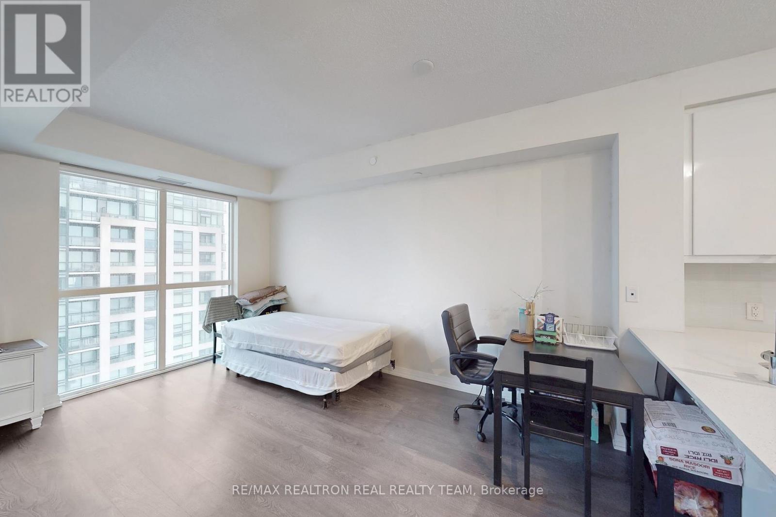 #1510 - 50 Thomas Riley Road, Toronto, Ontario  M9B 0C5 - Photo 15 - W12677684