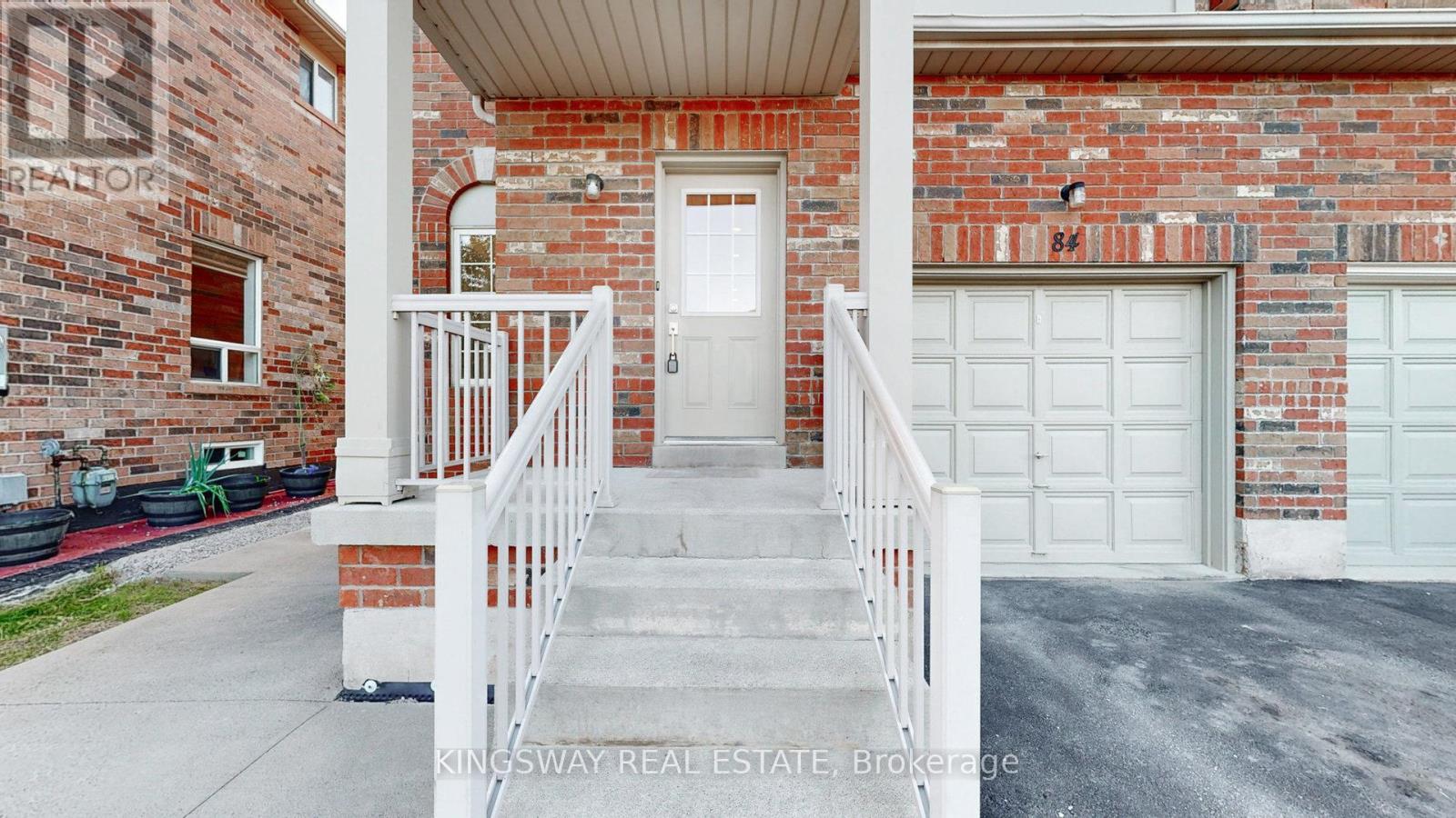 84 ABBOTSBURY DRIVE, Brampton, Ontario