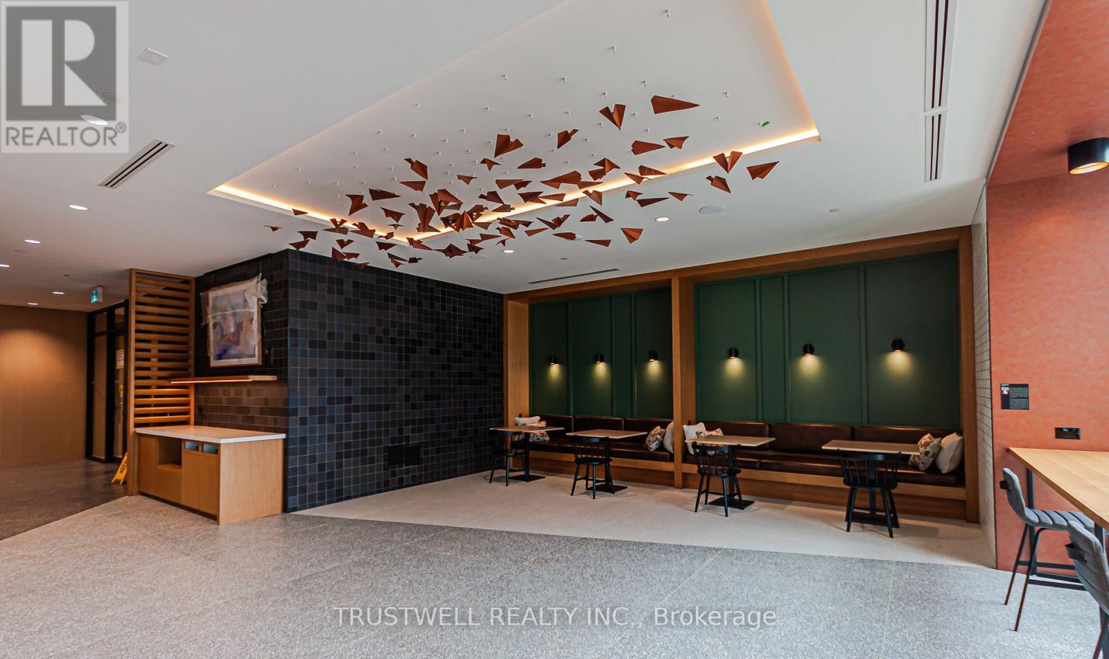 1707 - 2495 Eglinton Avenue W, Mississauga, Ontario  L5M 2V8 - Photo 11 - W12677814