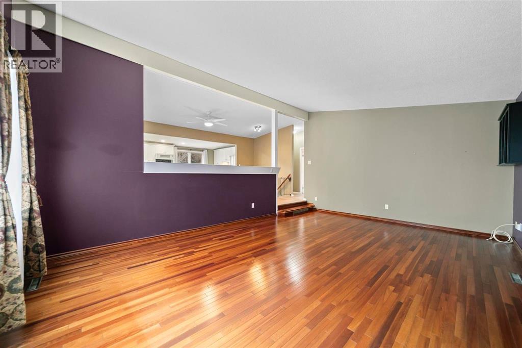 42 Grand Drive, Camrose, Alberta  T4V 2K1 - Photo 14 - A2267107