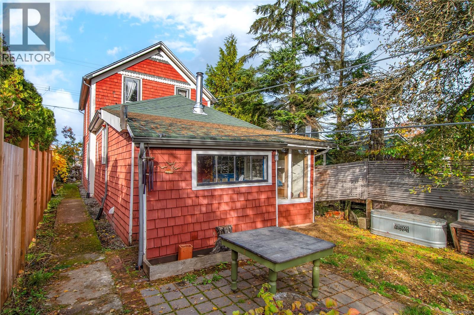 2765 Penrith Ave, Cumberland, British Columbia V0R 1S0 - Photo 27 - 1018826