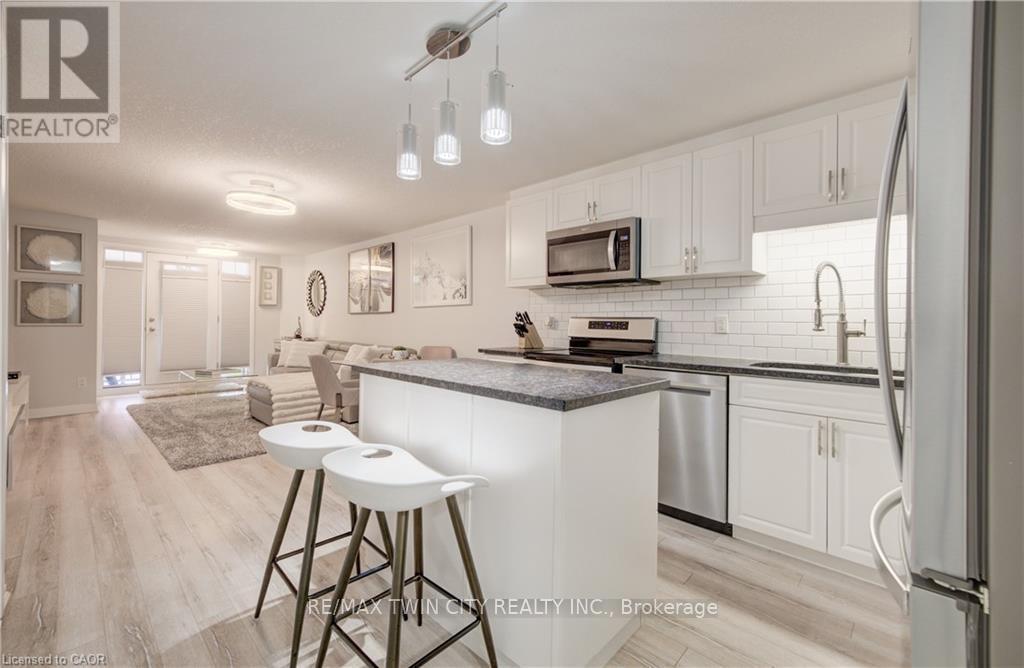 27a - 1989 Ottawa Street, Kitchener, Ontario  N2E 0G7 - Photo 6 - X12677646