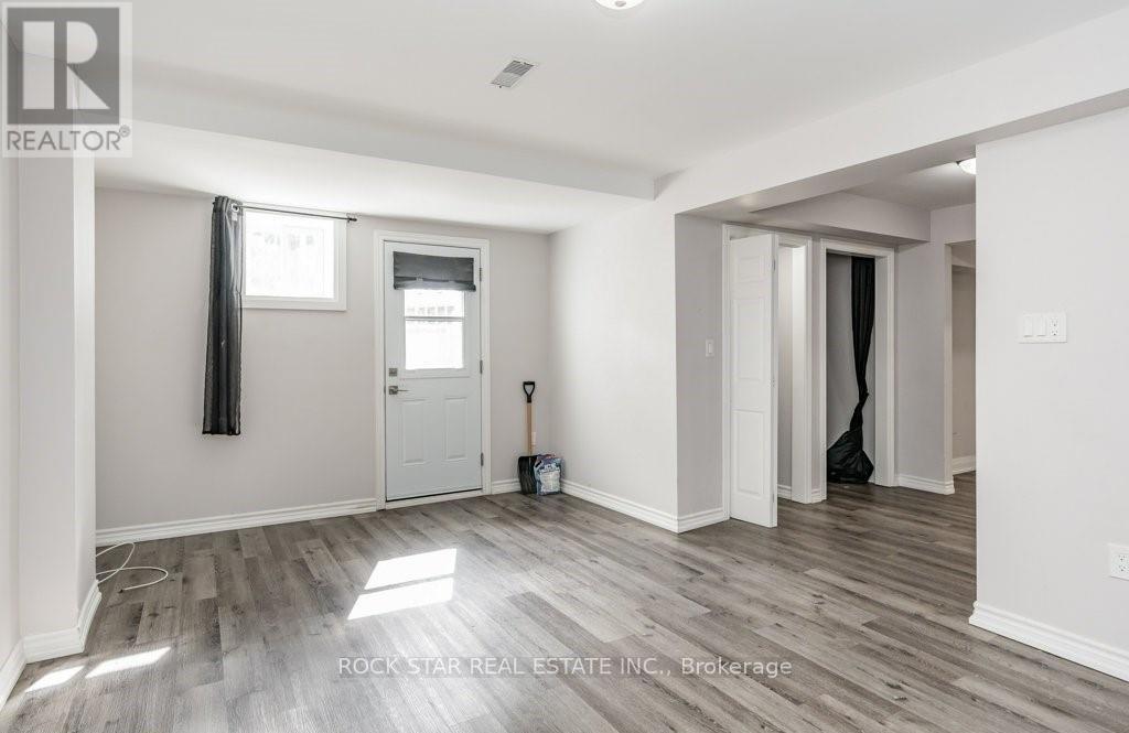 Lower - 271 Carson Drive, Hamilton, Ontario  L8T 2X8 - Photo 16 - X12677674