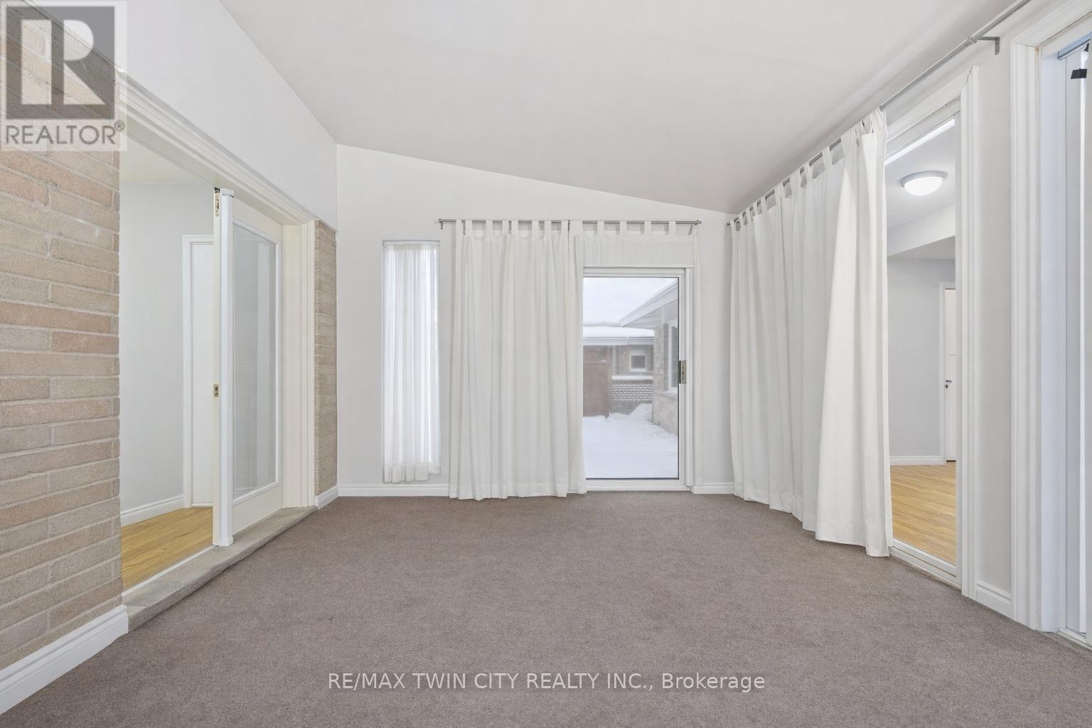 18 Harber Avenue, Kitchener, Ontario  N2C 1Y8 - Photo 23 - X12677744