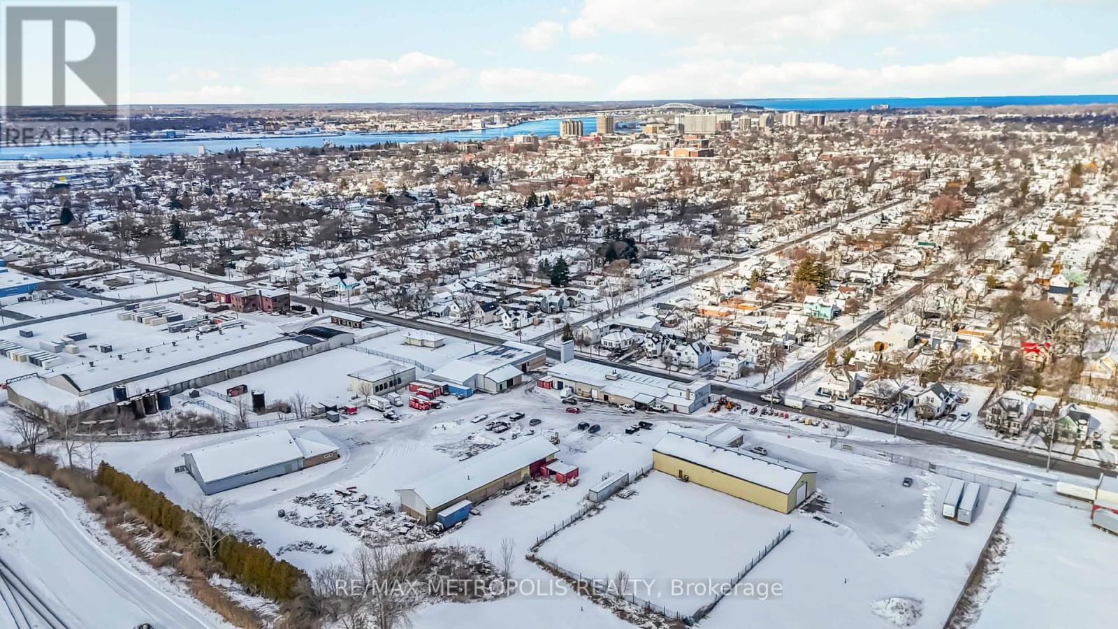 E - 281 Campbell Street, Sarnia, Ontario  N7T 2H2 - Photo 18 - X12677770