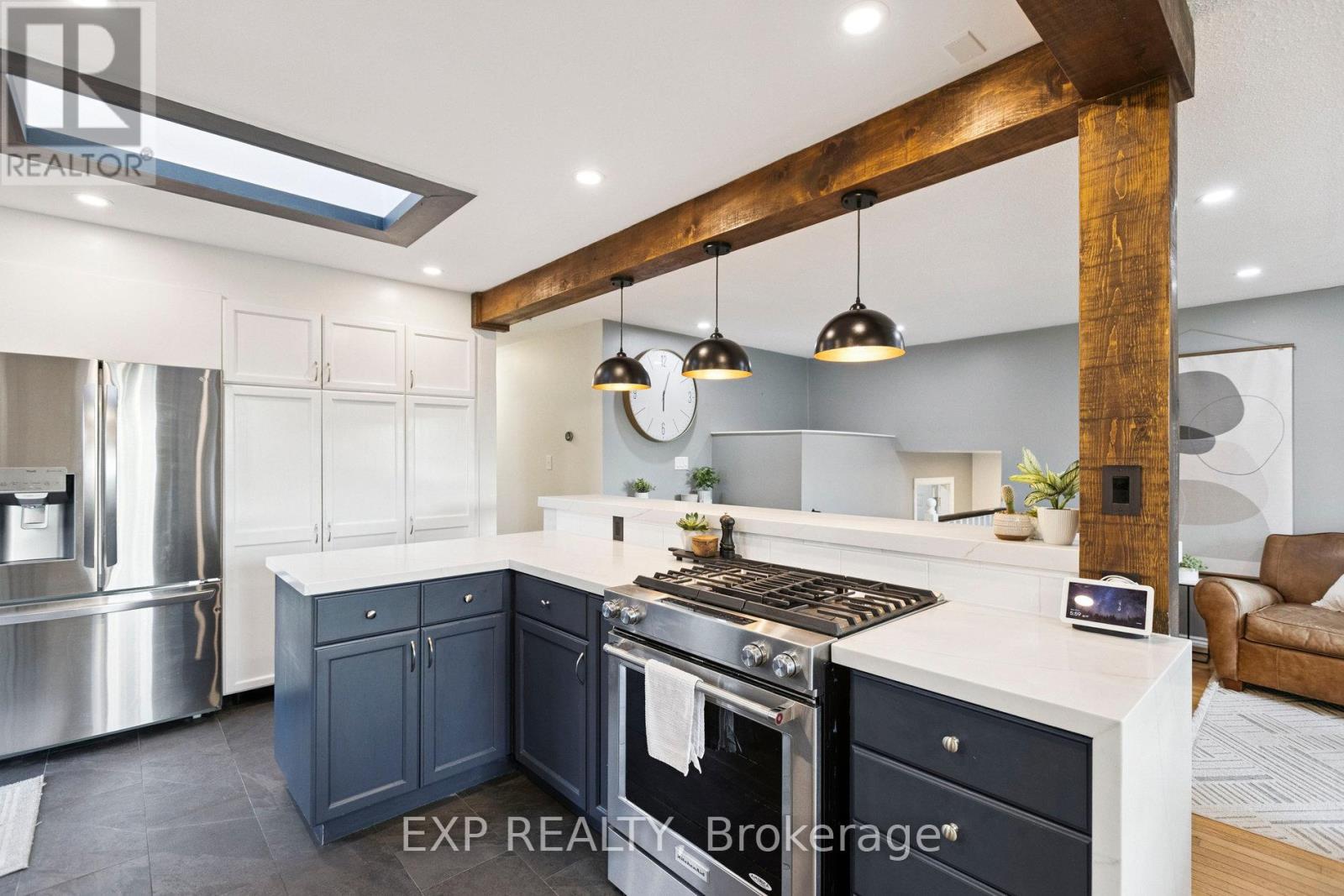 7429 Sideroad 20 Side Road, Mapleton, Ontario  N0B 1A0 - Photo 10 - X12677796