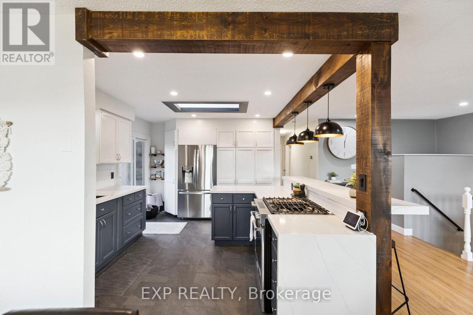 7429 Sideroad 20 Side Road, Mapleton, Ontario  N0B 1A0 - Photo 9 - X12677796